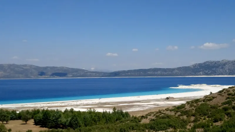 Turquoise water and white shore of Salda Lake