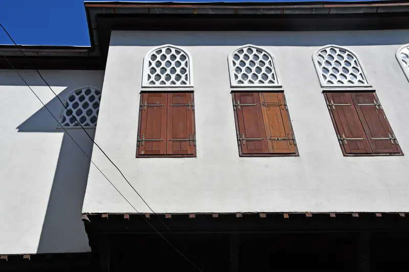 Latticed upper windows of the Rákóczi Museum